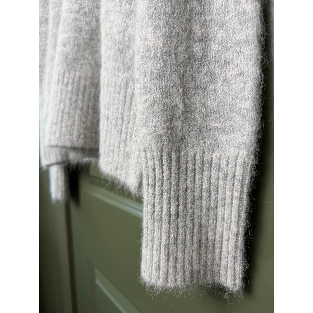 NWT Pistola Ivy Crewneck Oversized Cozy Pullover Sweater Soft Gray Women's Small - Picture 3 of 7